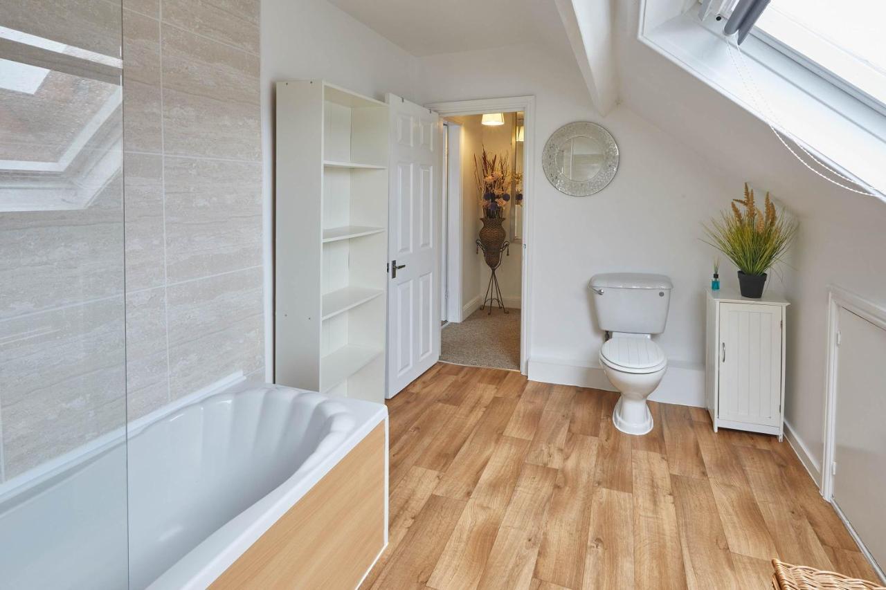 Host & Stay - Central Retreat Scarborough Bagian luar foto